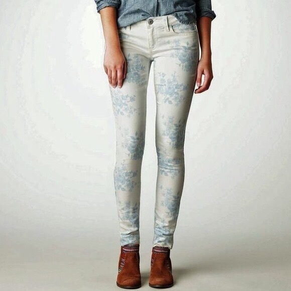 American Eagle Outfitters Denim - American Eagle Floral Stretch Jeggings